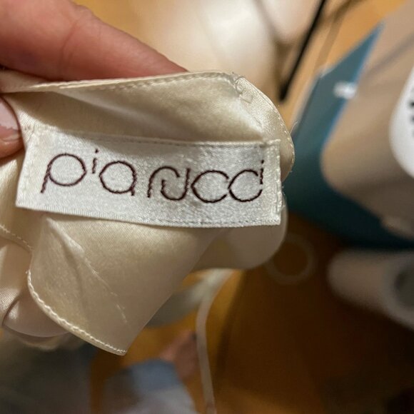 Vintage PIA RUCCI Silk and Embroidered Blouse Size 10 - Picture 7 of 7